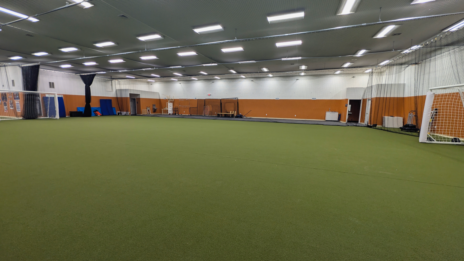 Indoor Batting Cages Near Newark, Delaware — What Parents Should Know